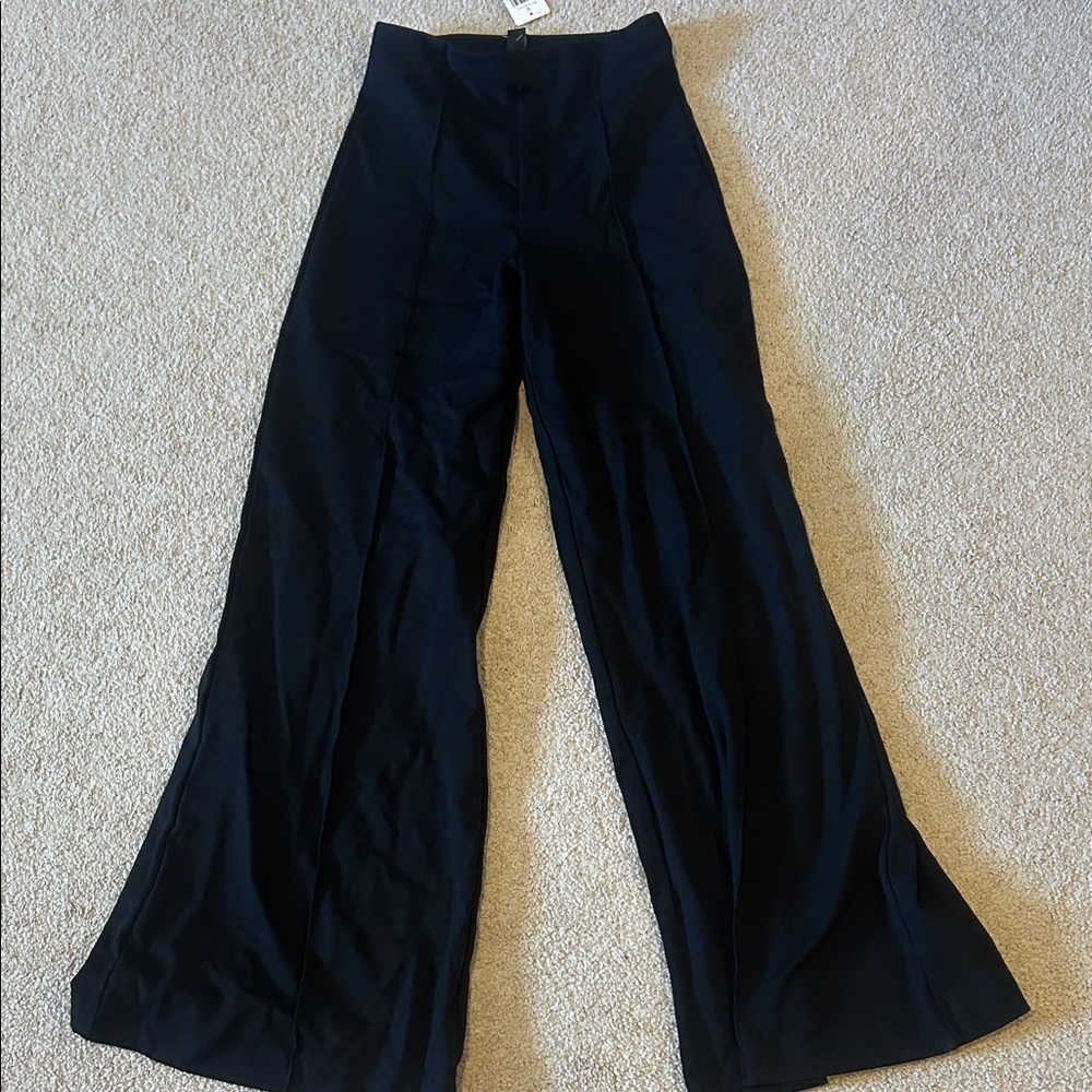 NWT WINDSOR SMALL BLACK PANTS